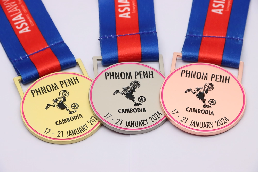custom podium medals in gold, silver and bronze custom podium medals in gold, silver and bronze